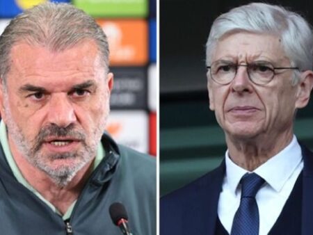 Arsene Wenger và Ange Postecoglou tranh cãi về cúp C1